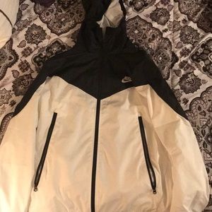 Men’s Nike windbreaker jacket